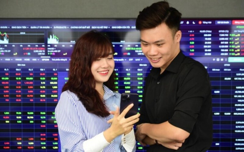 Vietcap lọt top 10 sàn giao dịch chứng khoán Việt Nam uy tín