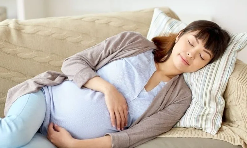 Gia đình sắp đón nhận nhiều tin hỷ khi mơ thấy bầu bé gái.